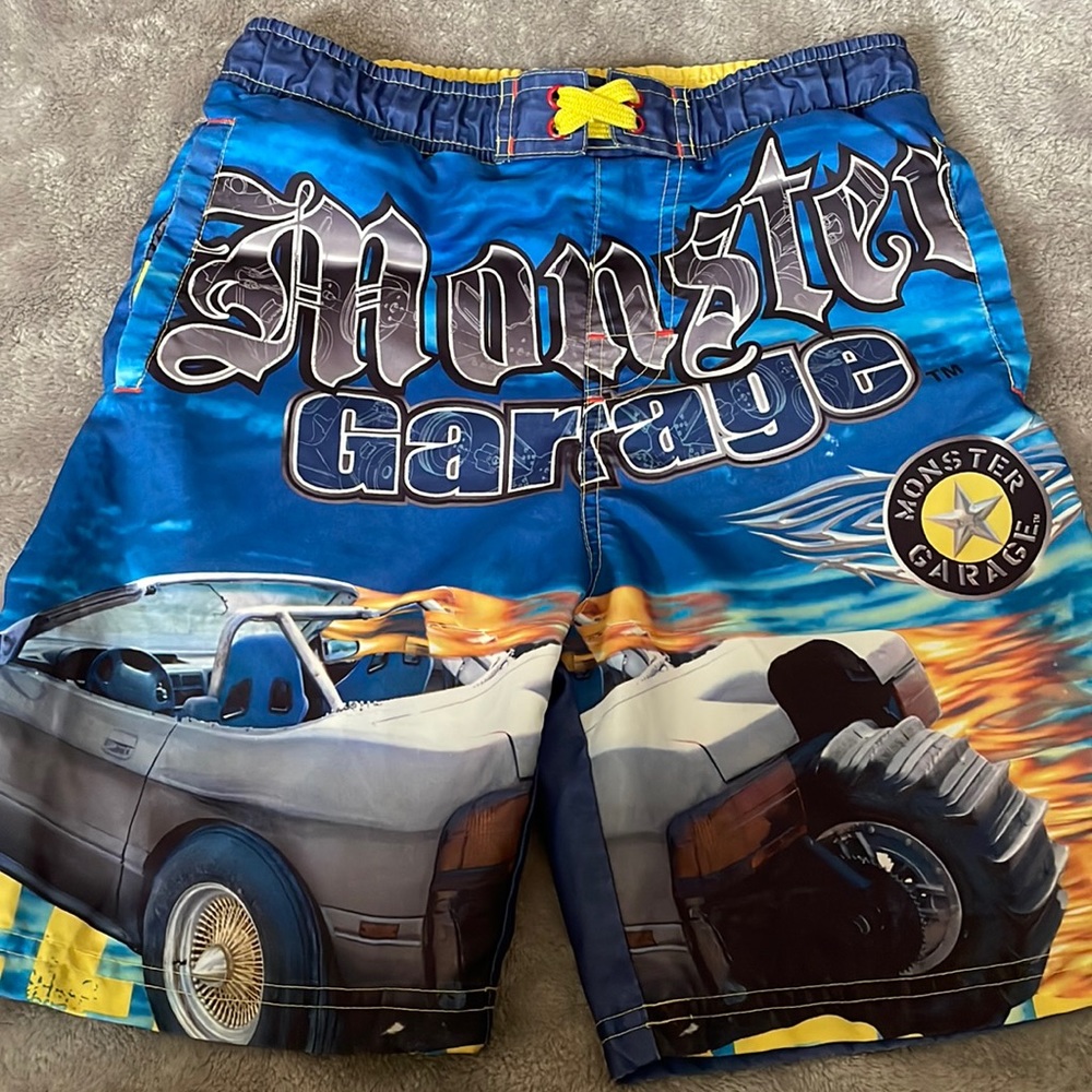 Monster garage boy swimming short size 6/7